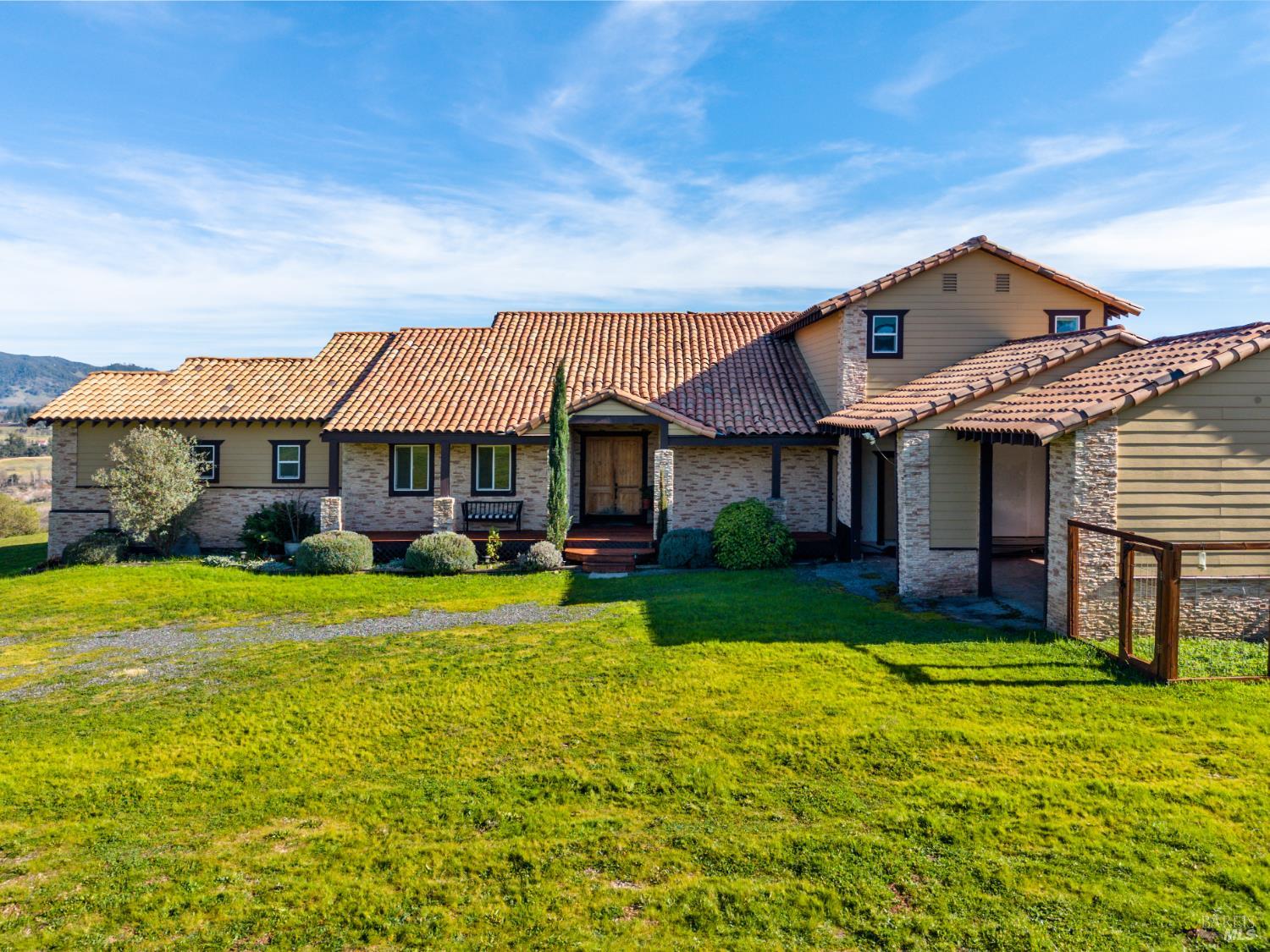 Detail Gallery Image 4 of 75 For 1106 Bel Arbres Dr, Redwood Valley,  CA 95470 - 4 Beds | 4/1 Baths