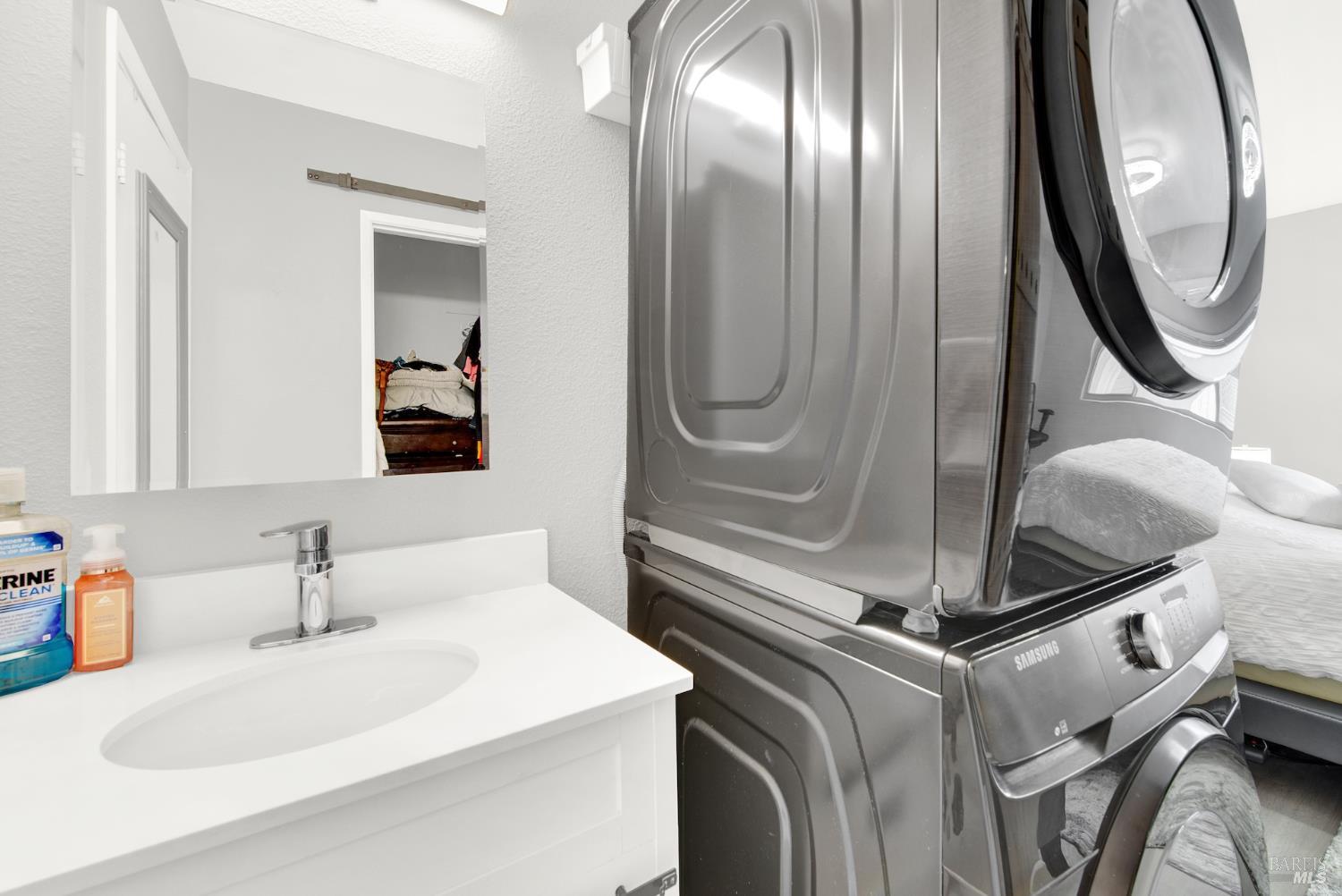 Detail Gallery Image 22 of 30 For 216 Apollo Unkn #7,  Hercules,  CA 94547 - 2 Beds | 1/1 Baths