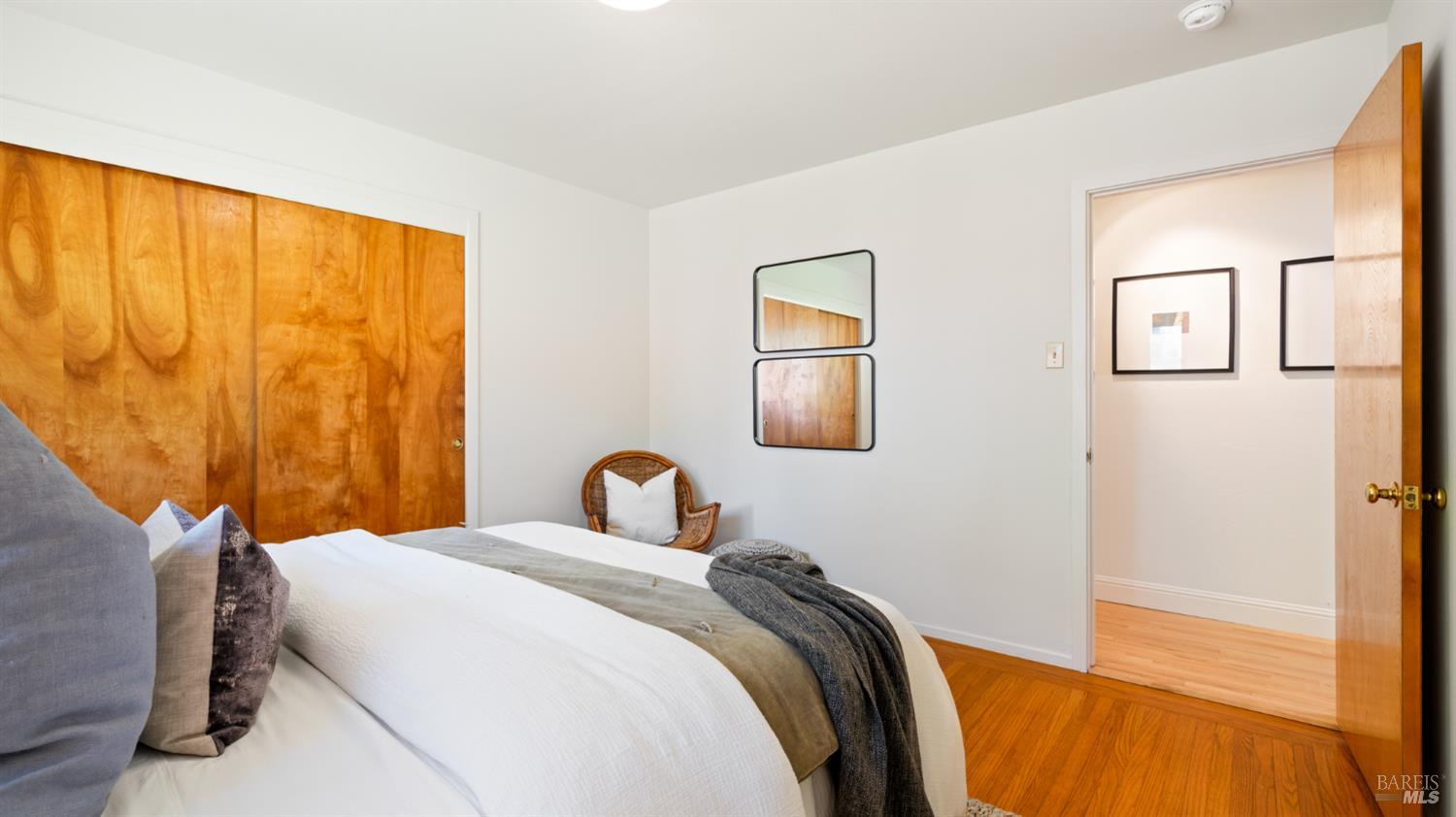 Detail Gallery Image 30 of 51 For 118 Marinda Dr, Fairfax,  CA 94930 - 3 Beds | 2 Baths