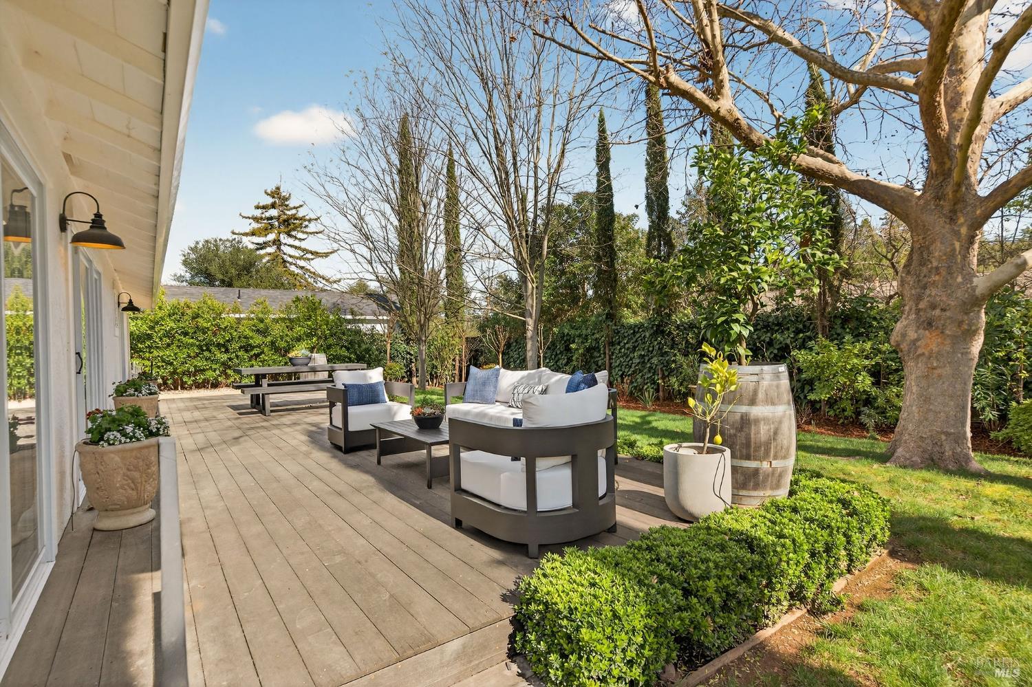 Detail Gallery Image 50 of 63 For 2543 Pinot Way, Saint Helena,  CA 94574 - 3 Beds | 2 Baths