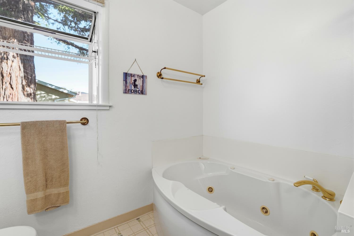 Detail Gallery Image 31 of 37 For 440 Calle De La Mesa Unkn, Novato,  CA 94949 - 3 Beds | 2 Baths