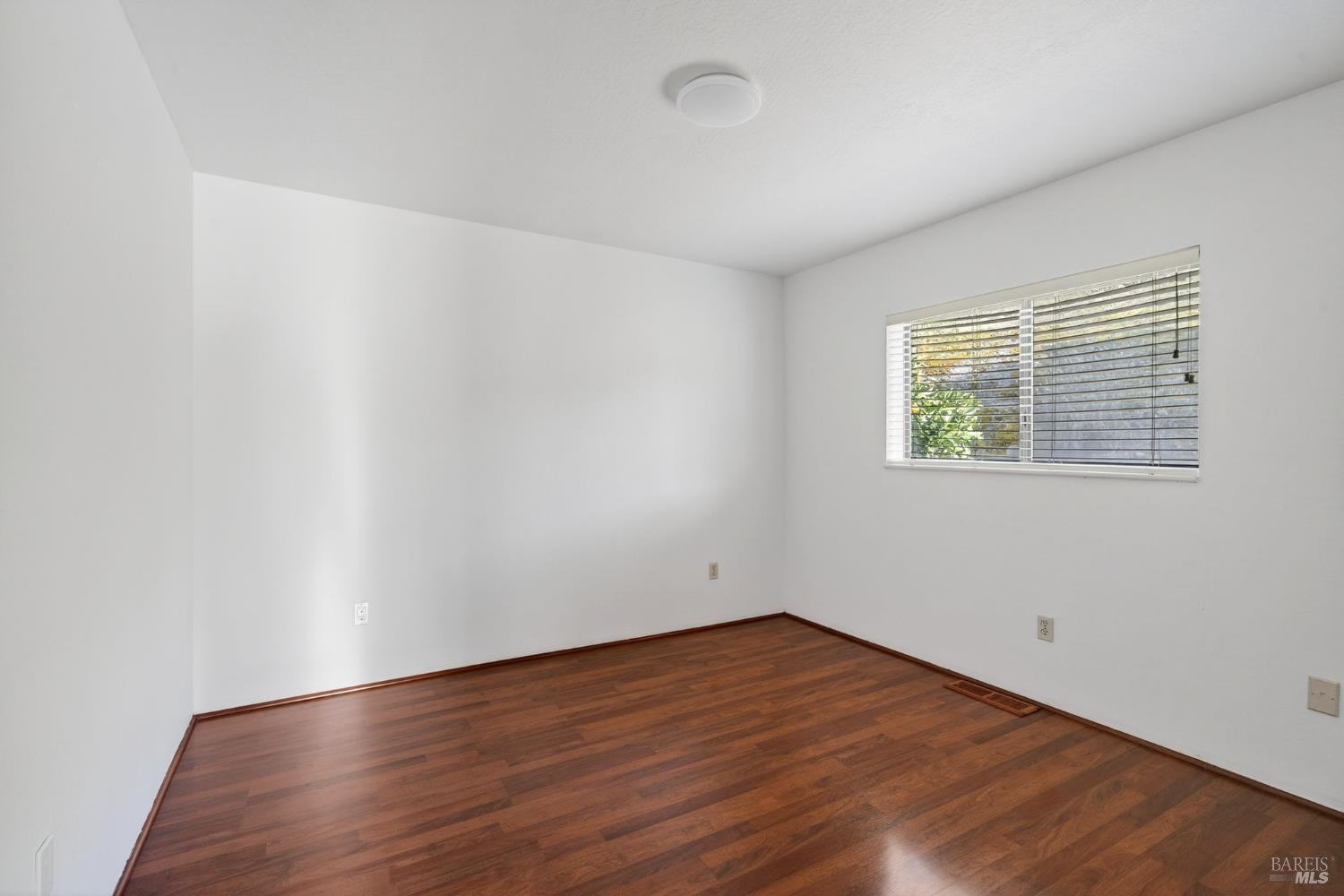 Detail Gallery Image 27 of 49 For 9271 Colony Dr, Redwood Valley,  CA 95470 - 4 Beds | 3 Baths