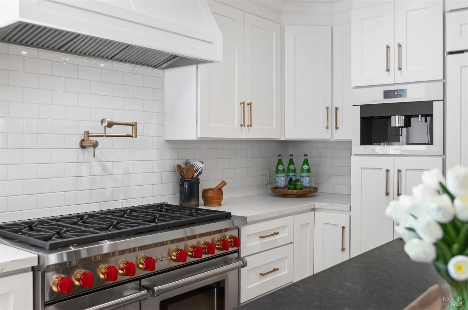 Detail Gallery Image 15 of 63 For 2543 Pinot Way, Saint Helena,  CA 94574 - 3 Beds | 2 Baths