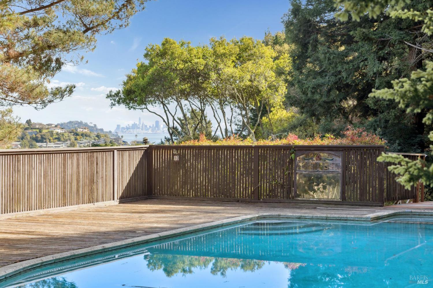 Detail Gallery Image 48 of 52 For 31 via Los Altos Unkn, Tiburon,  CA 94920 - 4 Beds | 3/1 Baths