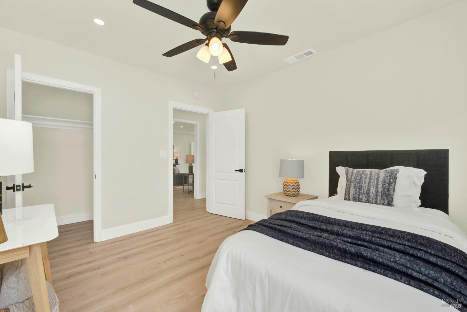 Detail Gallery Image 38 of 65 For 225 Gary Cir, Vallejo,  CA 94591 - 3 Beds | 1 Baths