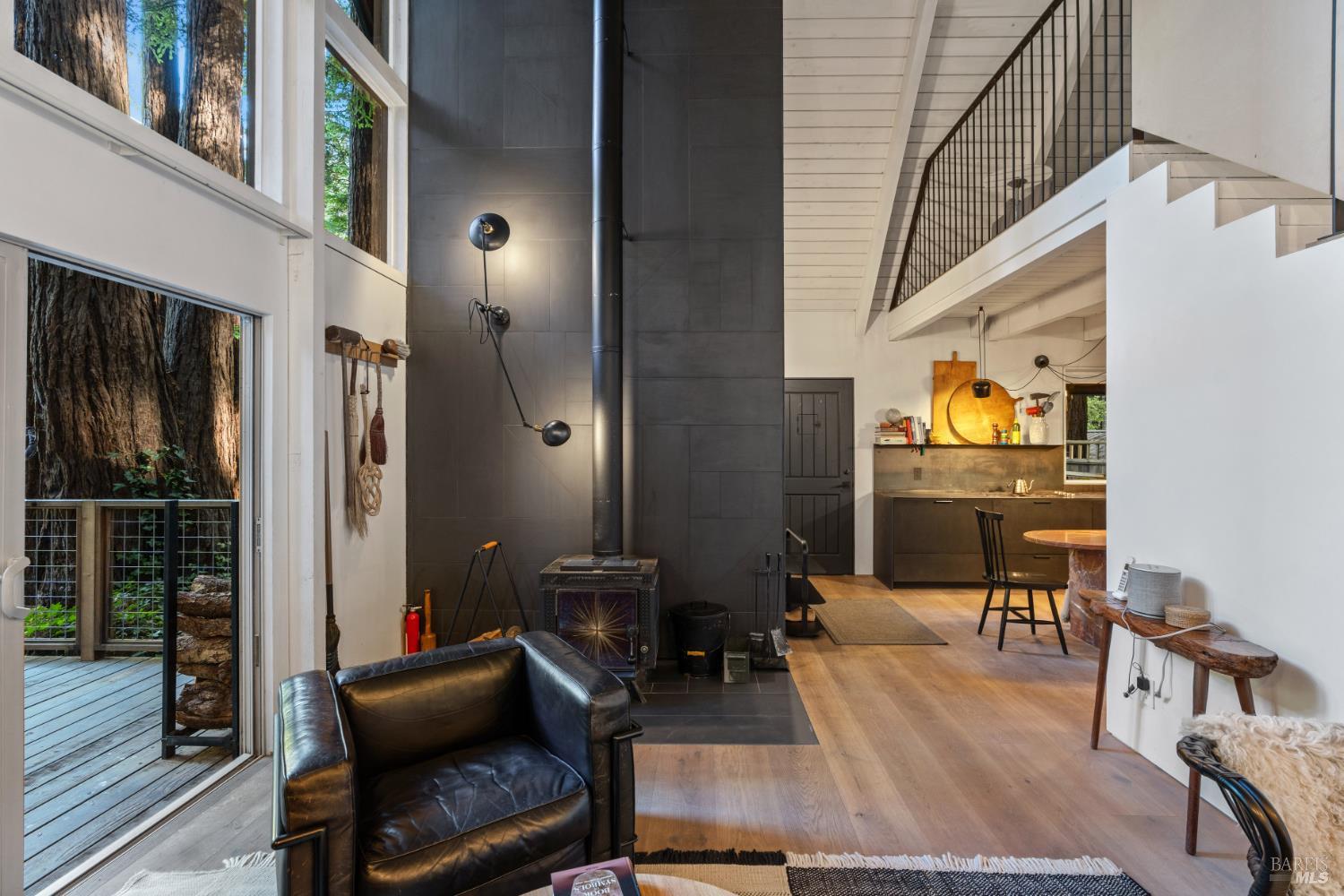 Detail Gallery Image 7 of 49 For 1050 Cazadero Hwy, Cazadero,  CA 95421 - 3 Beds | 2 Baths