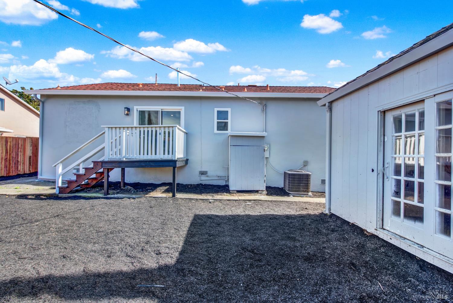 Detail Gallery Image 60 of 65 For 225 Gary Cir, Vallejo,  CA 94591 - 3 Beds | 1 Baths