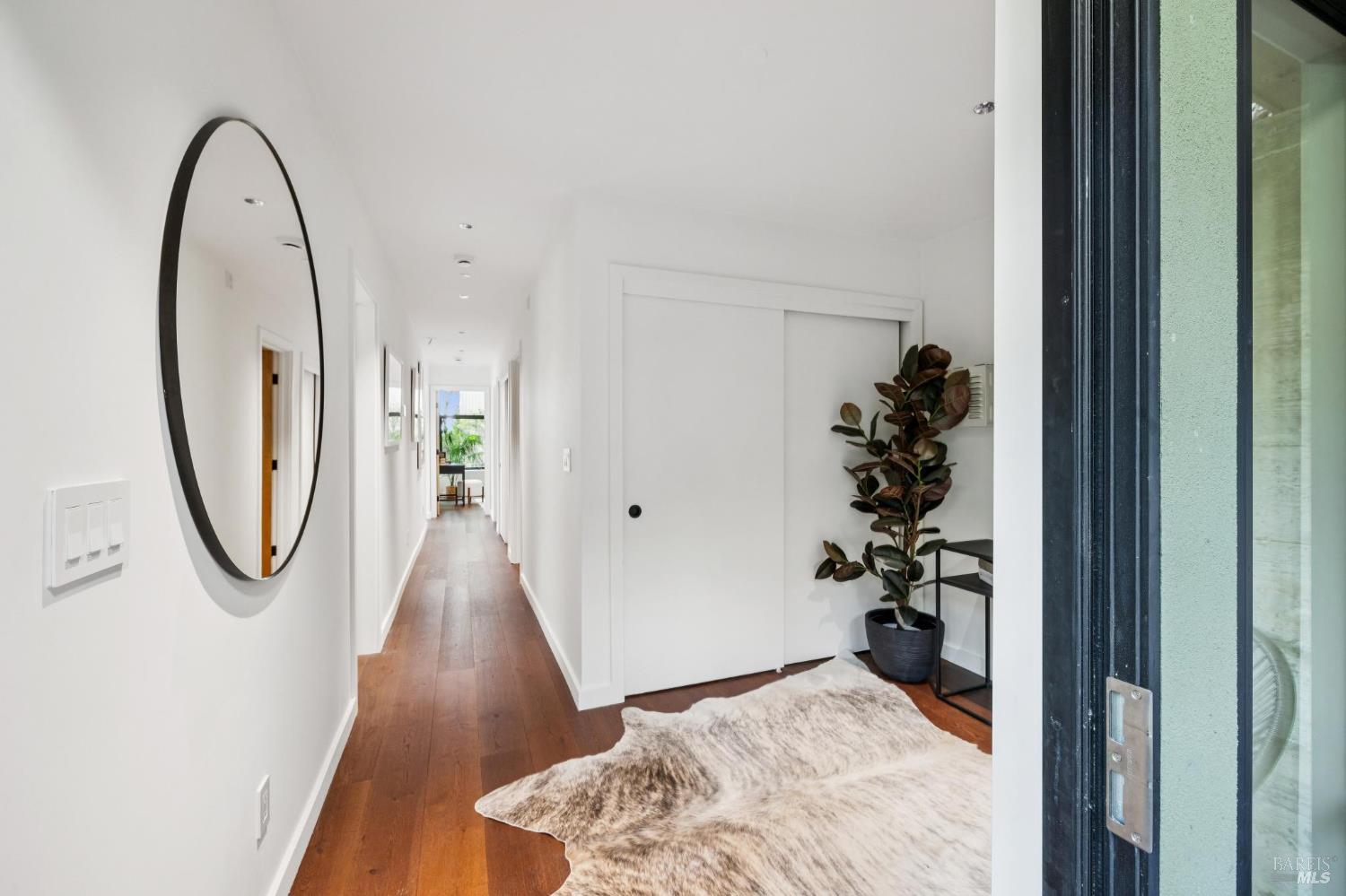 Detail Gallery Image 29 of 37 For 448 Sausalito Blvd, Sausalito,  CA 94965 - 2 Beds | 2 Baths