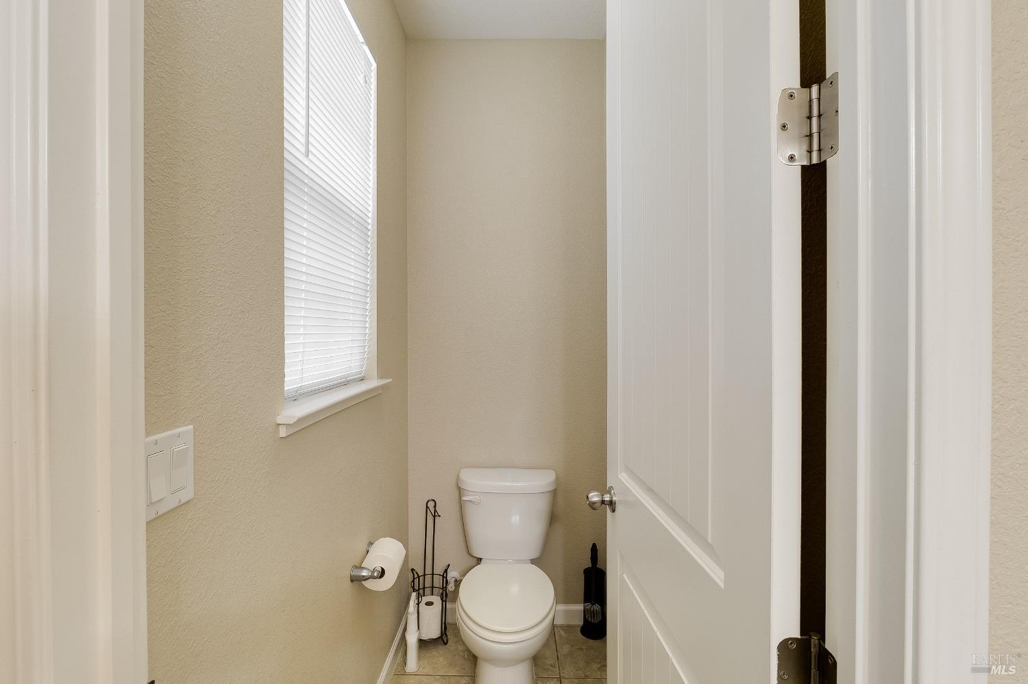 Detail Gallery Image 35 of 64 For 2300 Verona Dr, Pittsburg,  CA 94565 - 4 Beds | 2/1 Baths