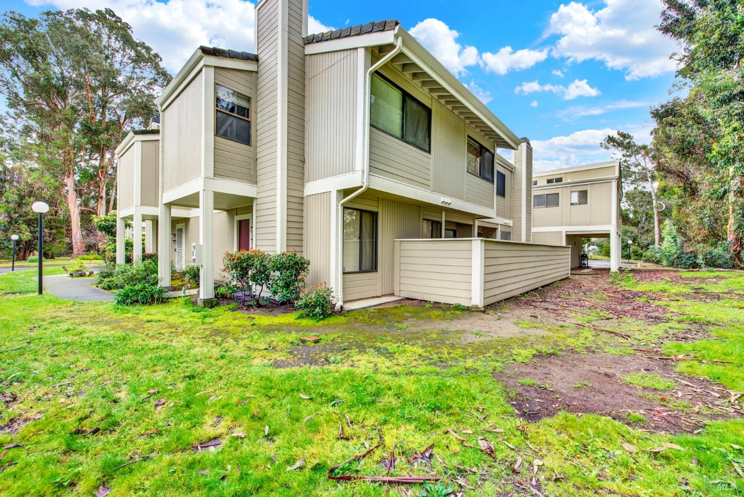 Detail Gallery Image 2 of 30 For 216 Apollo Unkn #7,  Hercules,  CA 94547 - 2 Beds | 1/1 Baths