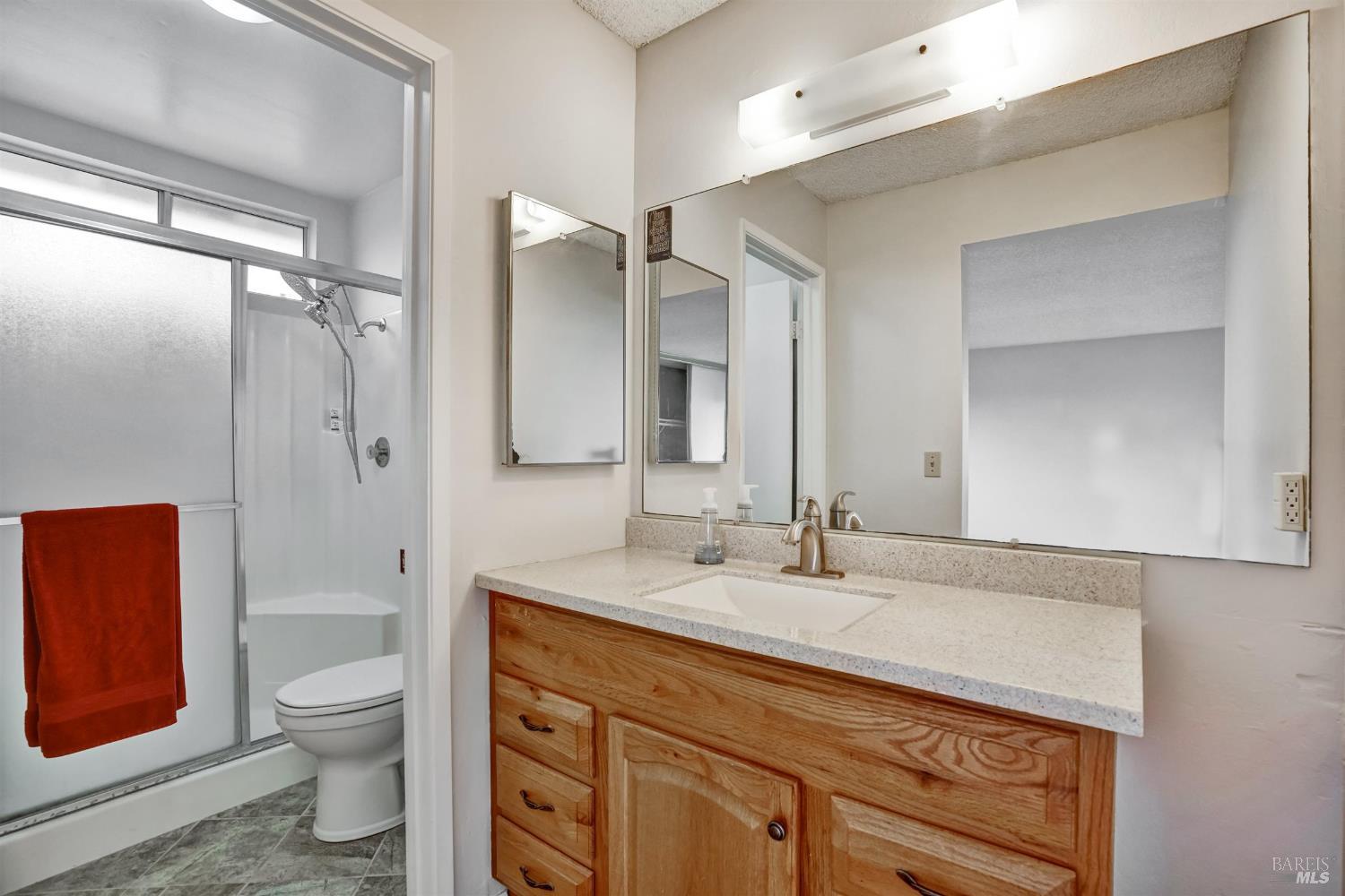 Detail Gallery Image 29 of 41 For 97 Carlisle Way, Benicia,  CA 94510 - 4 Beds | 3 Baths