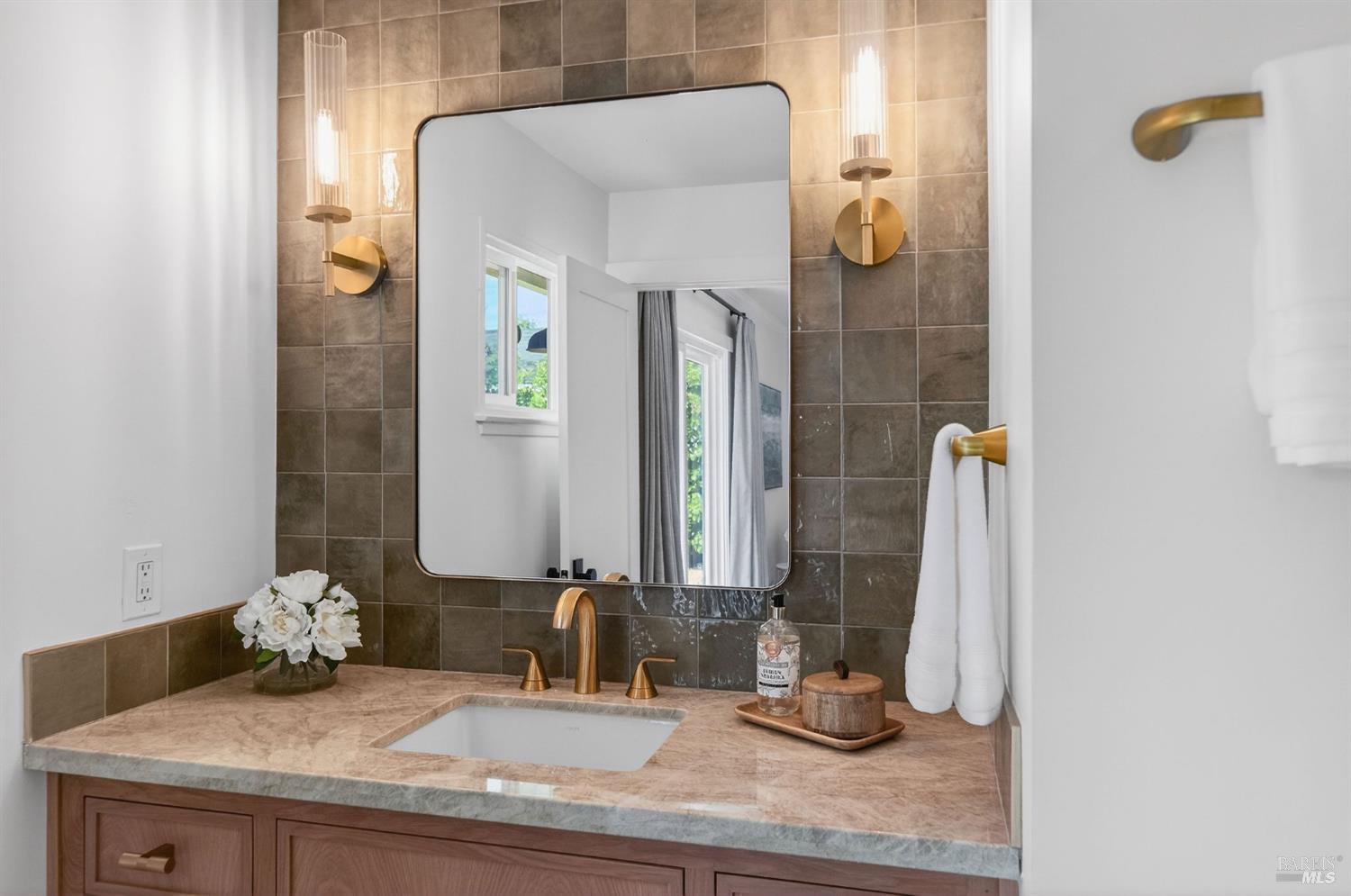 Detail Gallery Image 30 of 63 For 2543 Pinot Way, Saint Helena,  CA 94574 - 3 Beds | 2 Baths