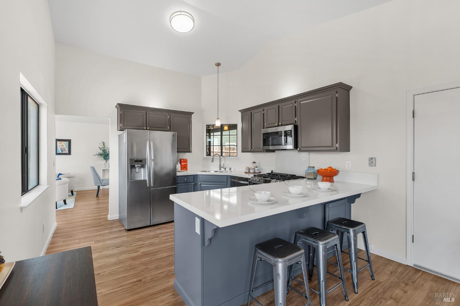 Detail Gallery Image 11 of 40 For 181 Crowsnest Ct, Vallejo,  CA 94591 - 3 Beds | 2 Baths