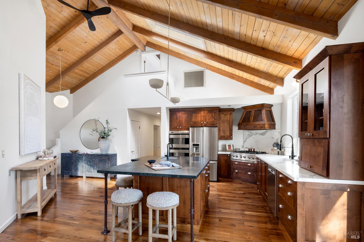 Detail Gallery Image 9 of 40 For 3460 Warm Springs Rd, Glen Ellen,  CA 95442 - 4 Beds | 3/1 Baths