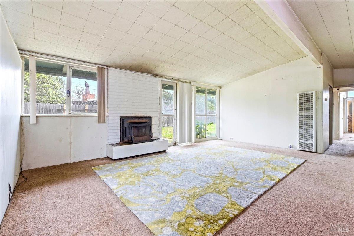 Detail Gallery Image 10 of 27 For 1121 Ferris Dr, Novato,  CA 94945 - 3 Beds | 2 Baths