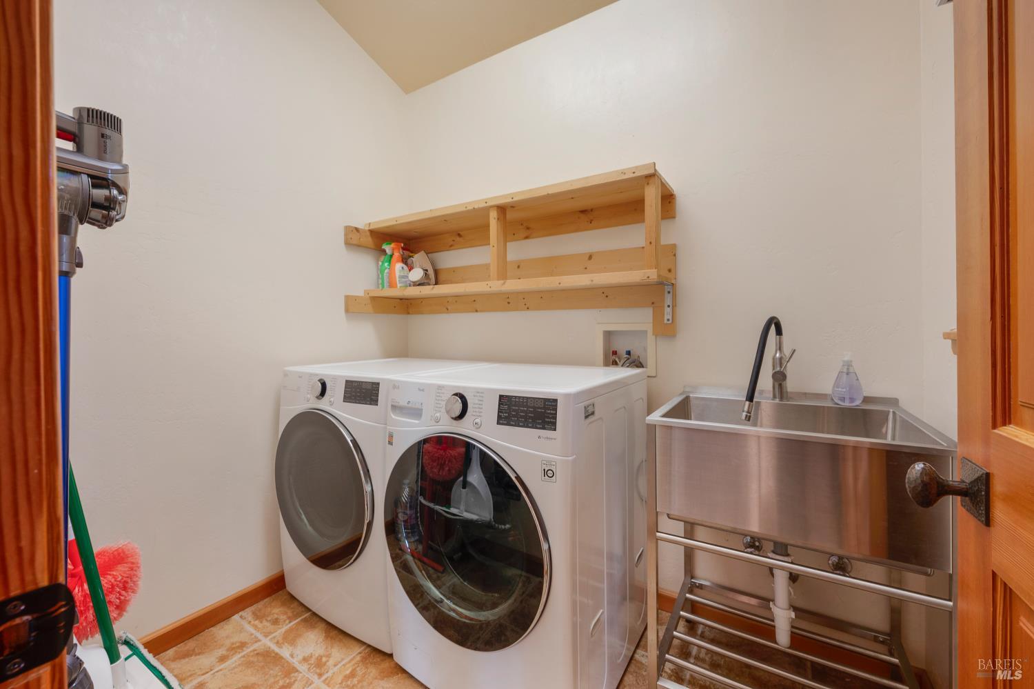 Detail Gallery Image 15 of 36 For 44465 O Roreys Roost Unkn, Irish Beach,  CA 95459 - 2 Beds | 2 Baths