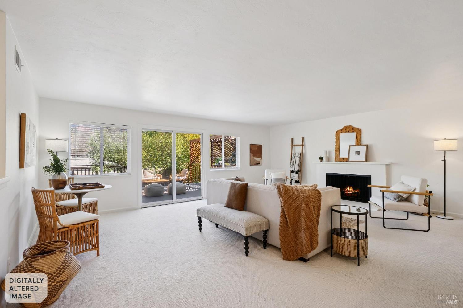 Detail Gallery Image 4 of 26 For 1851 5th Ave, San Rafael,  CA 94901 - 3 Beds | 2 Baths