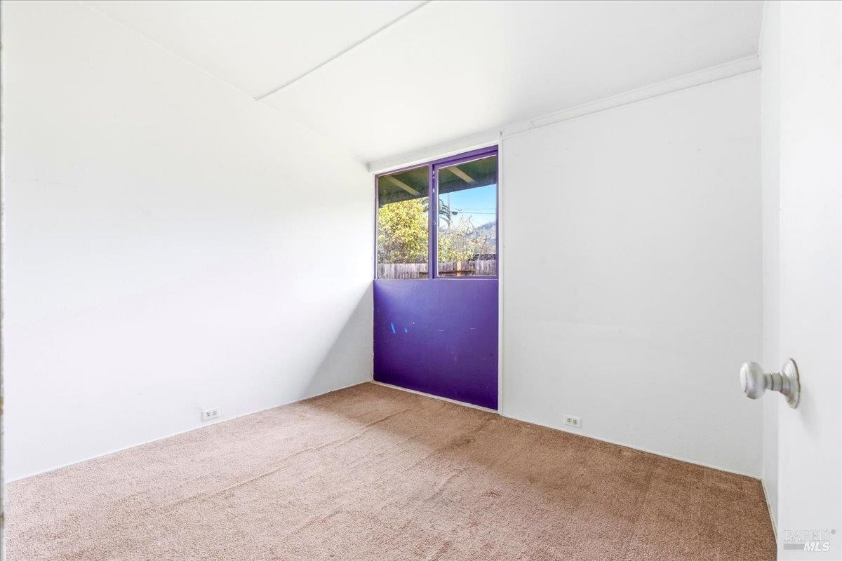 Detail Gallery Image 20 of 27 For 1121 Ferris Dr, Novato,  CA 94945 - 3 Beds | 2 Baths