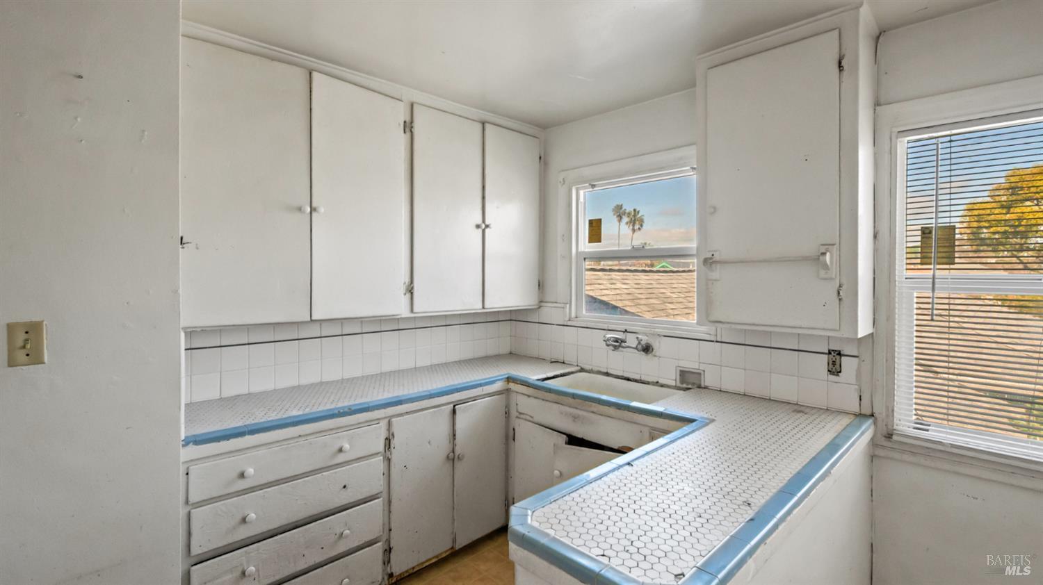 Detail Gallery Image 13 of 18 For 806 W 7th St, Antioch,  CA 94509 - – Beds | – Baths