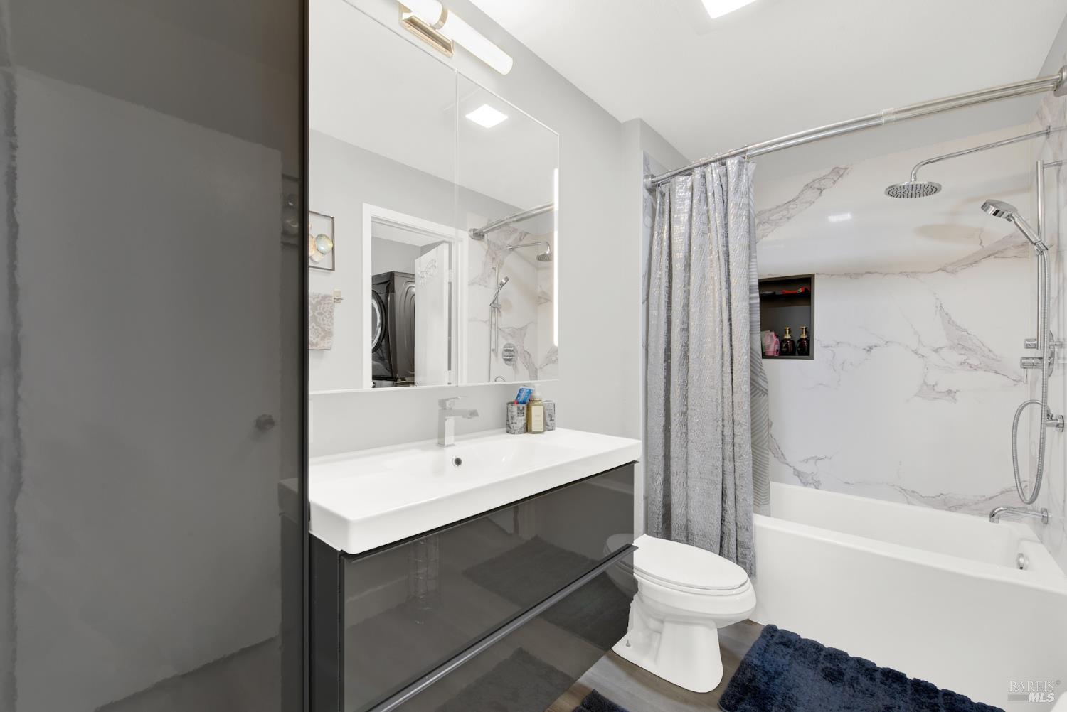 Detail Gallery Image 24 of 30 For 216 Apollo Unkn #7,  Hercules,  CA 94547 - 2 Beds | 1/1 Baths