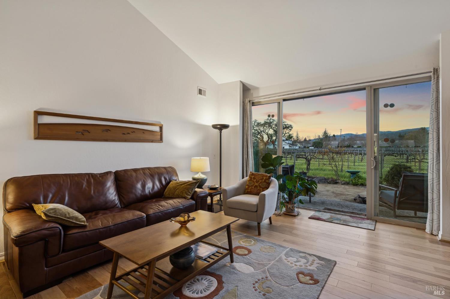 Detail Gallery Image 54 of 66 For 30 Creek Ln, Sonoma,  CA 95476 - 2 Beds | 2 Baths