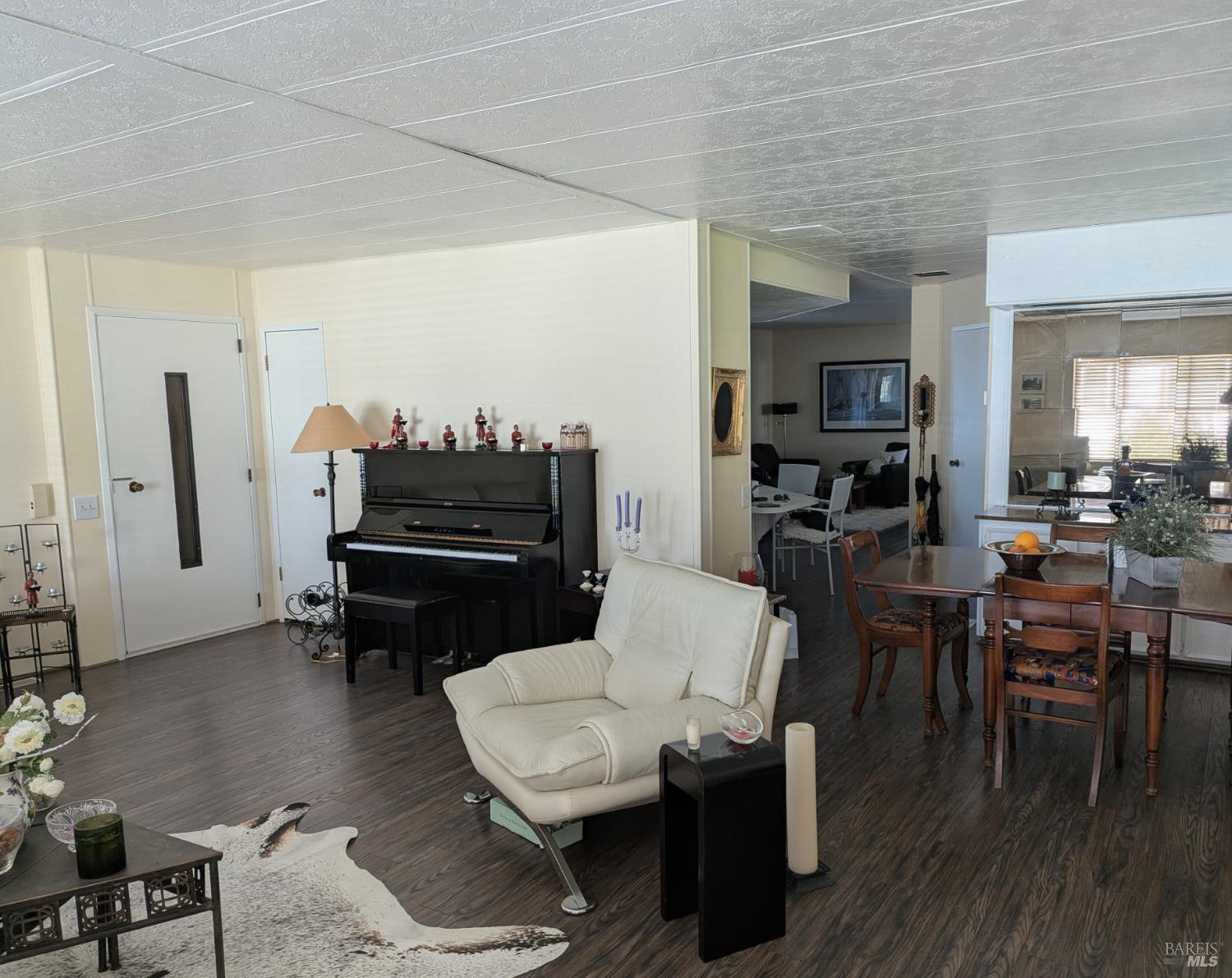 Detail Gallery Image 6 of 33 For 8 Camellia Dr, Calistoga,  CA 94515 - 2 Beds | 2 Baths