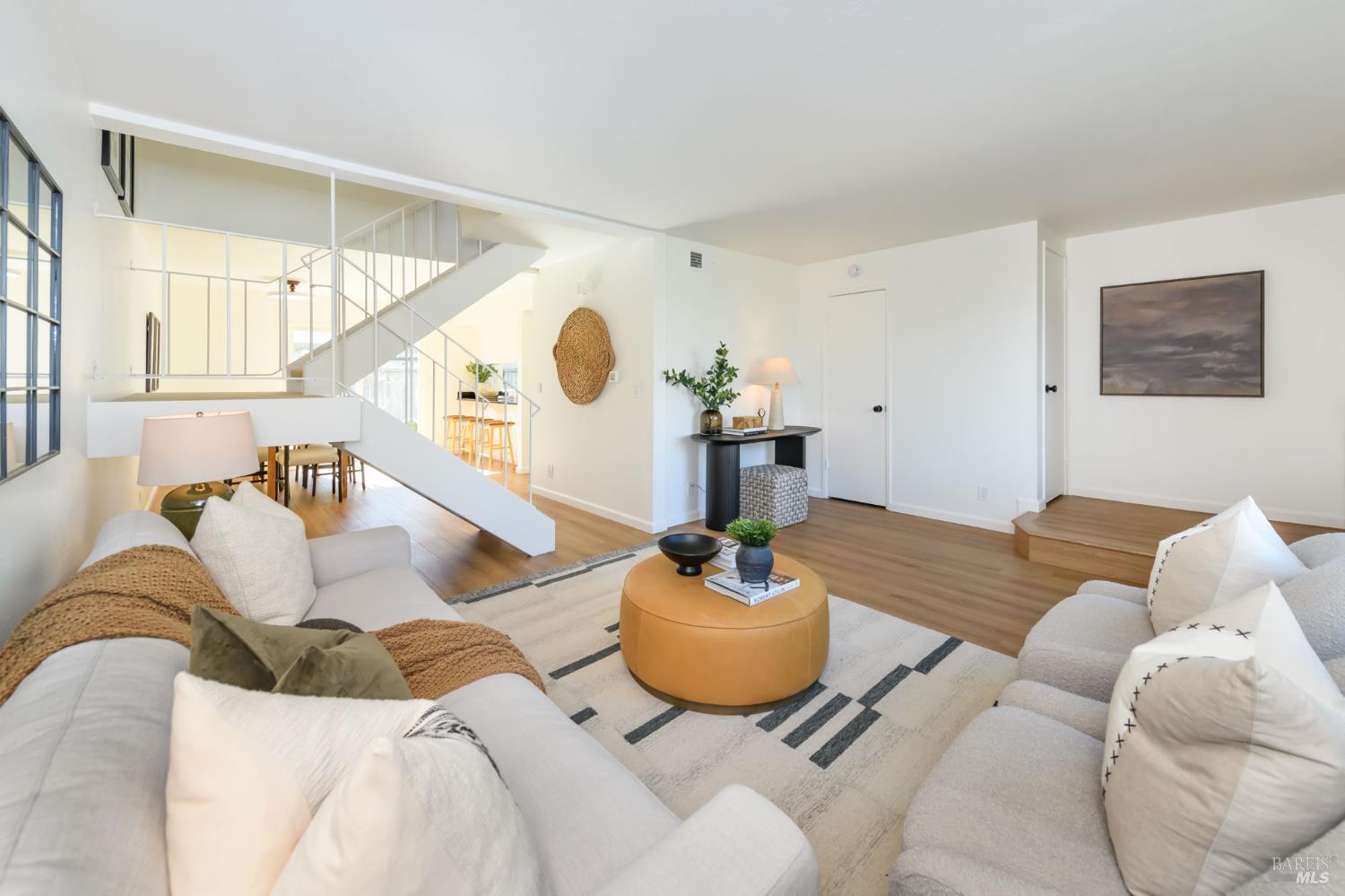 Detail Gallery Image 2 of 23 For 314 Capetown Ct, Novato,  CA 94947 - 3 Beds | 1/1 Baths