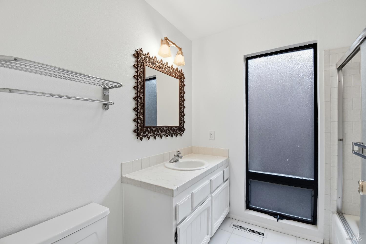 Detail Gallery Image 22 of 28 For 1320 North St #7,  Santa Rosa,  CA 95404 - 2 Beds | 2 Baths