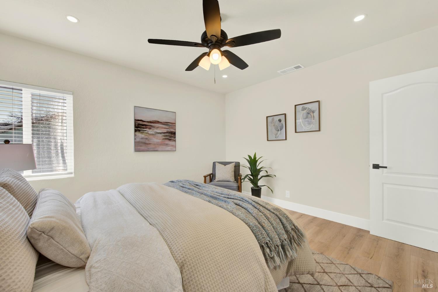 Detail Gallery Image 29 of 65 For 225 Gary Cir, Vallejo,  CA 94591 - 3 Beds | 1 Baths