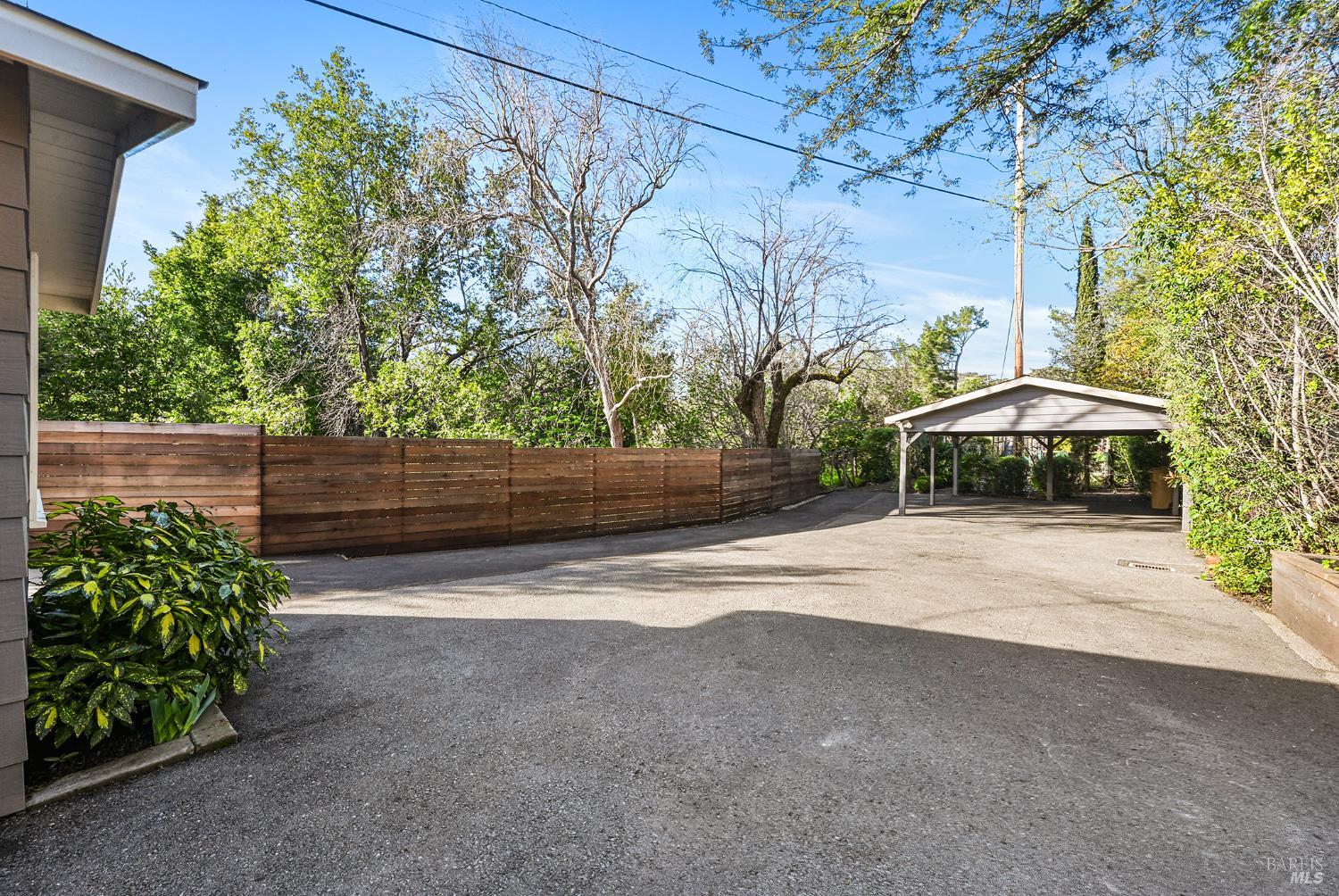 Detail Gallery Image 81 of 90 For 99 Fawn Dr, San Anselmo,  CA 94960 - 4 Beds | 4 Baths