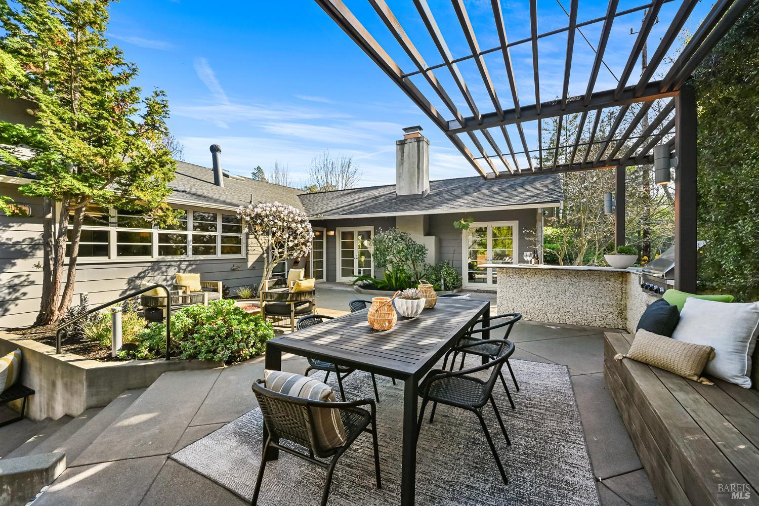 Detail Gallery Image 58 of 90 For 99 Fawn Dr, San Anselmo,  CA 94960 - 4 Beds | 4 Baths