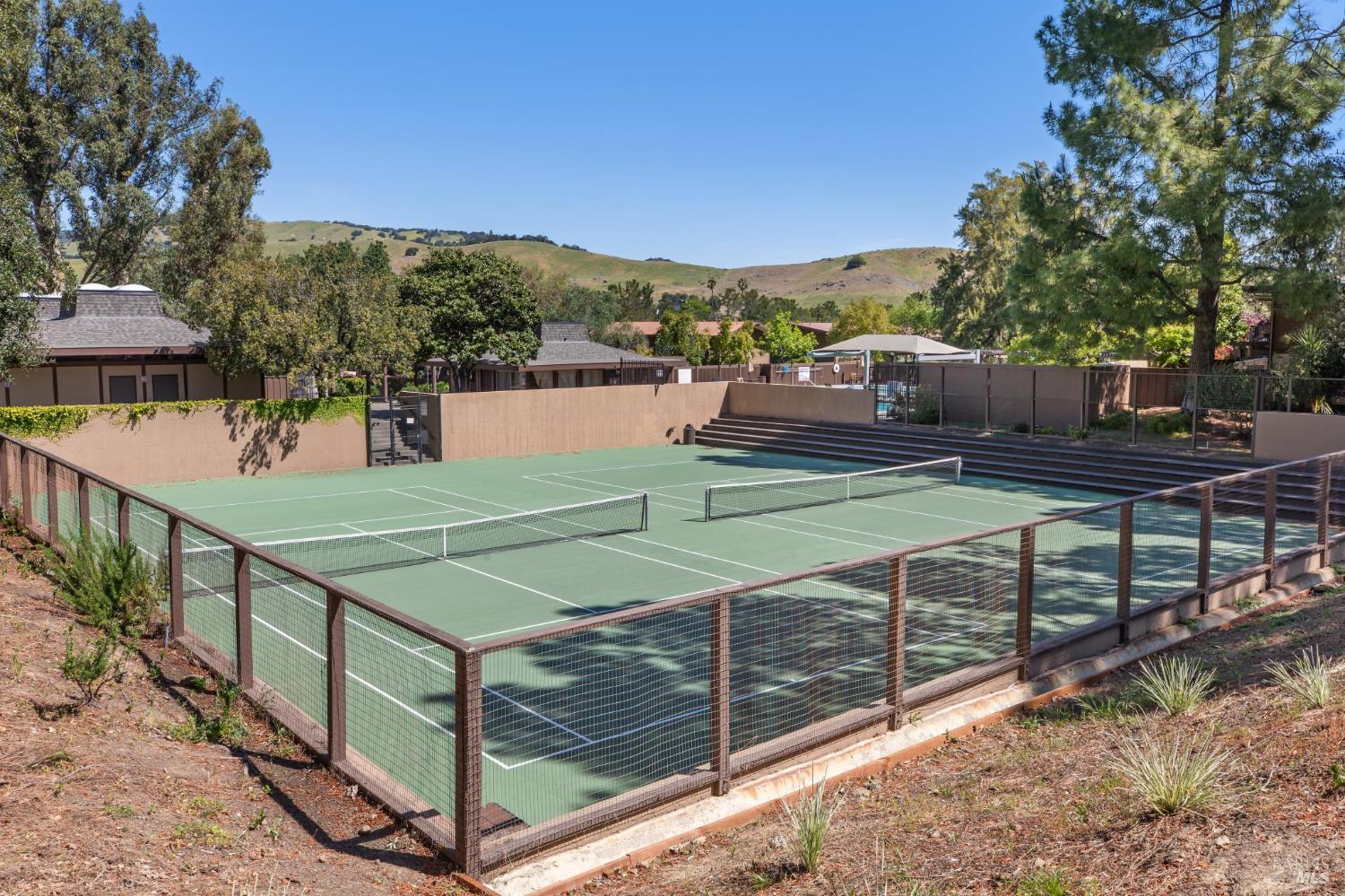 Detail Gallery Image 21 of 25 For 952 Lea Dr, San Rafael,  CA 94903 - 1 Beds | 1 Baths