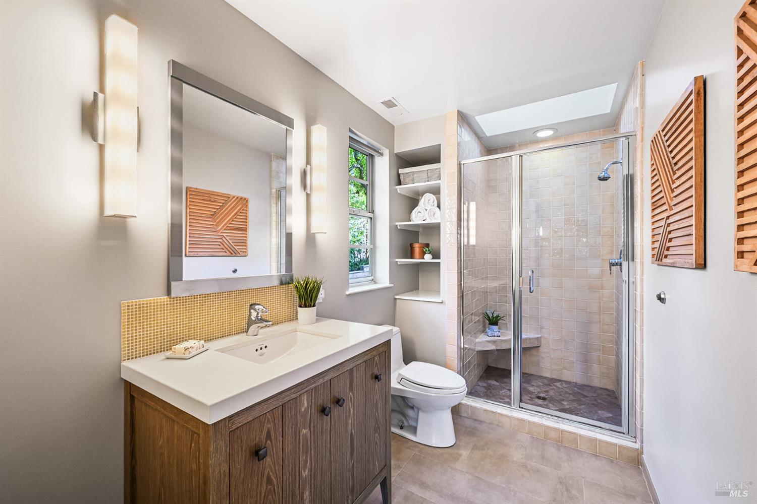 Detail Gallery Image 69 of 90 For 99 Fawn Dr, San Anselmo,  CA 94960 - 4 Beds | 4 Baths