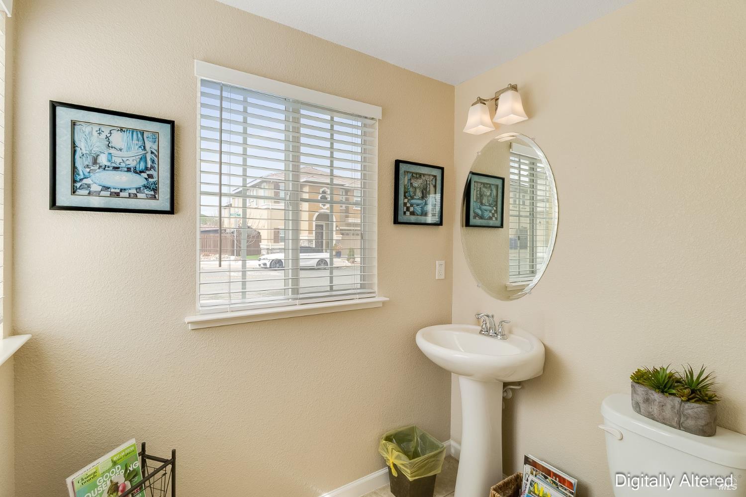 Detail Gallery Image 13 of 64 For 2300 Verona Dr, Pittsburg,  CA 94565 - 4 Beds | 2/1 Baths