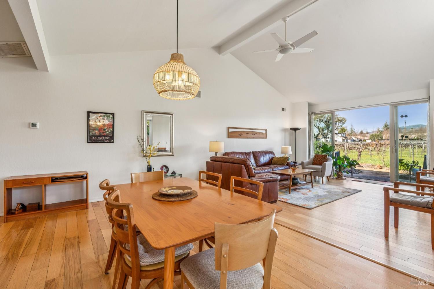 Detail Gallery Image 18 of 66 For 30 Creek Ln, Sonoma,  CA 95476 - 2 Beds | 2 Baths