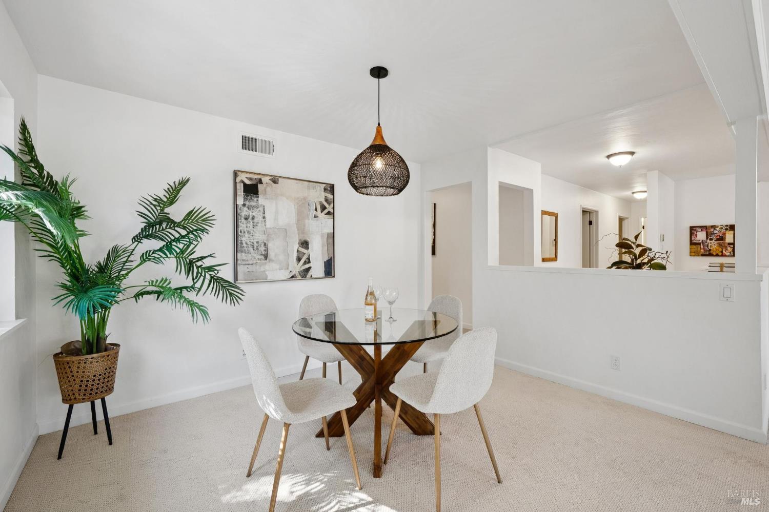 Detail Gallery Image 11 of 26 For 1851 5th Ave, San Rafael,  CA 94901 - 3 Beds | 2 Baths