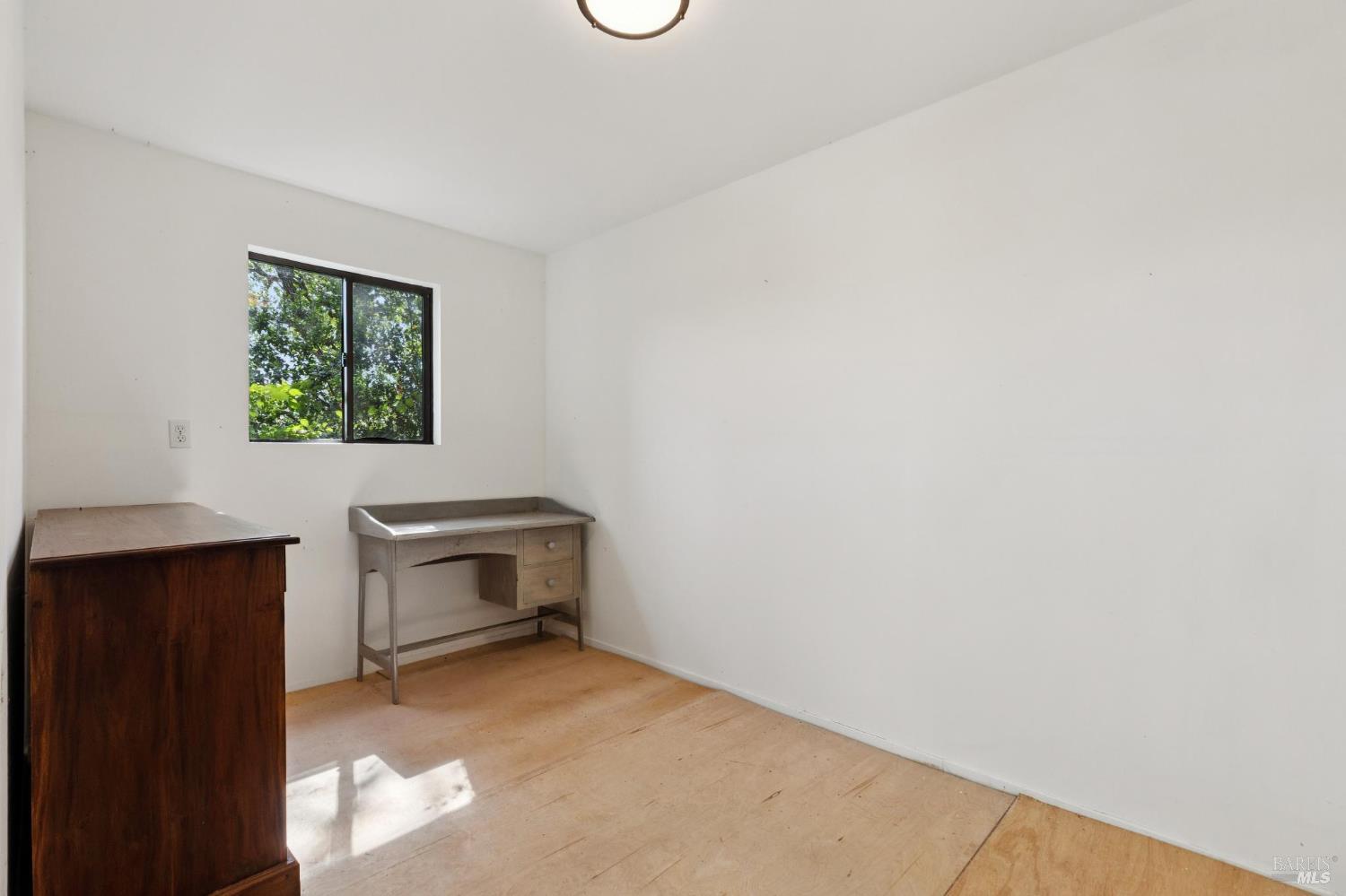 Detail Gallery Image 21 of 29 For 569 Sequoia Dr, San Anselmo,  CA 94960 - 2 Beds | 1 Baths