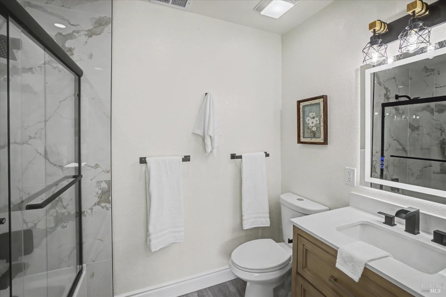 Detail Gallery Image 23 of 47 For 580 Yellowstone Dr, Vacaville,  CA 95687 - 3 Beds | 2/1 Baths