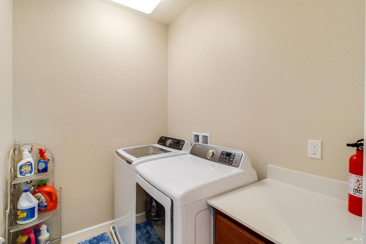Detail Gallery Image 29 of 64 For 2300 Verona Dr, Pittsburg,  CA 94565 - 4 Beds | 2/1 Baths