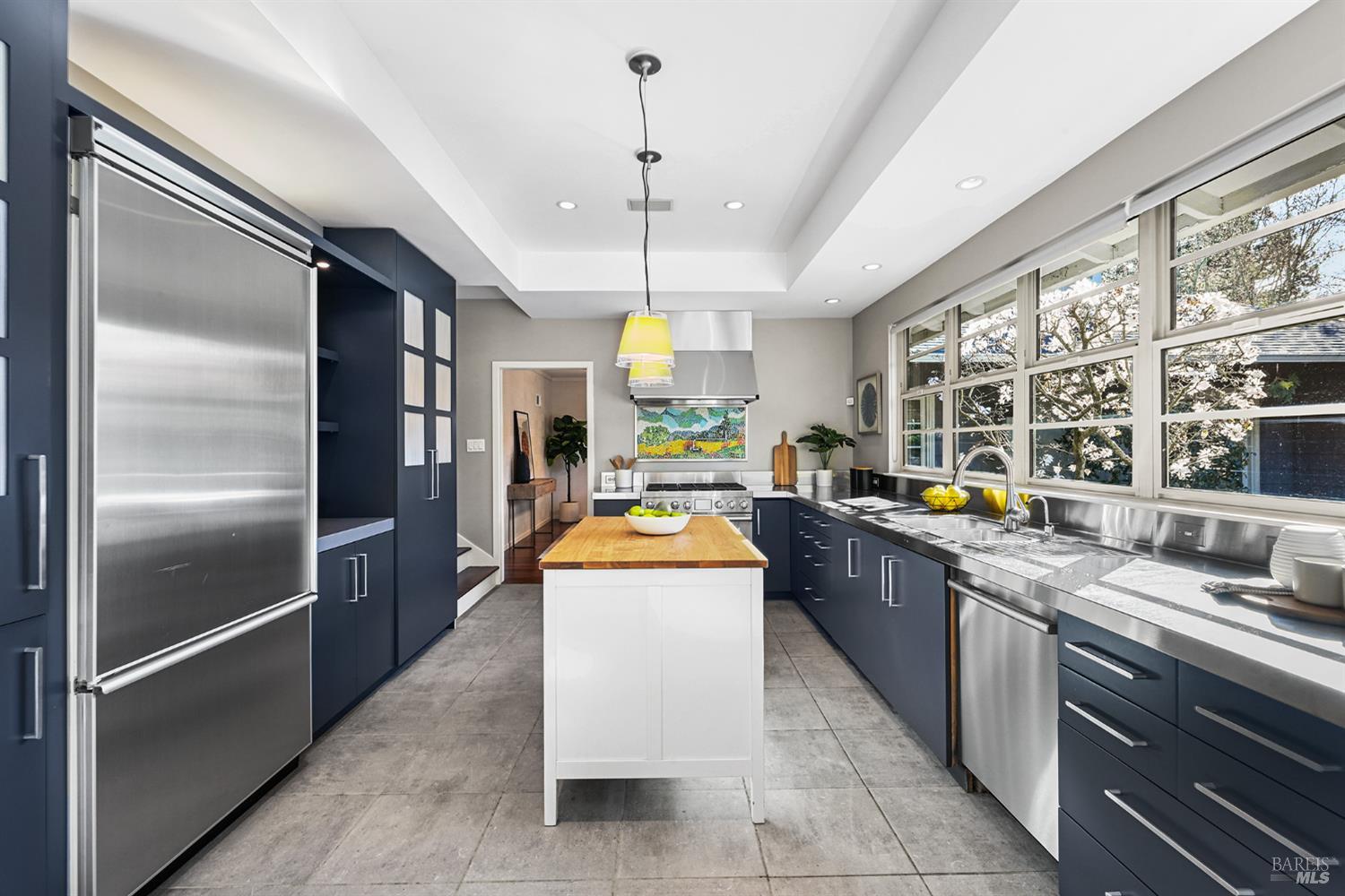 Detail Gallery Image 47 of 90 For 99 Fawn Dr, San Anselmo,  CA 94960 - 4 Beds | 4 Baths