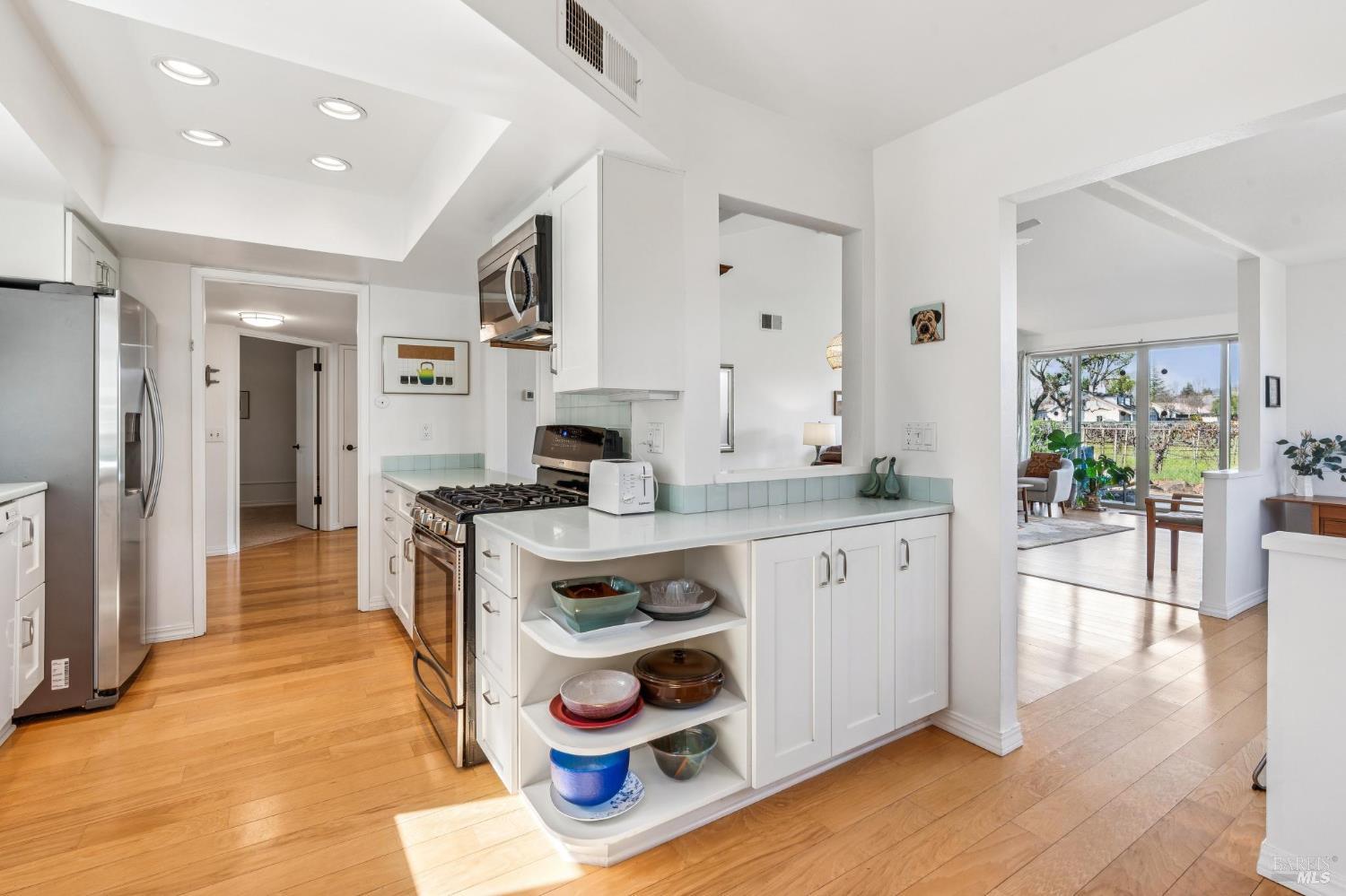 Detail Gallery Image 28 of 66 For 30 Creek Ln, Sonoma,  CA 95476 - 2 Beds | 2 Baths