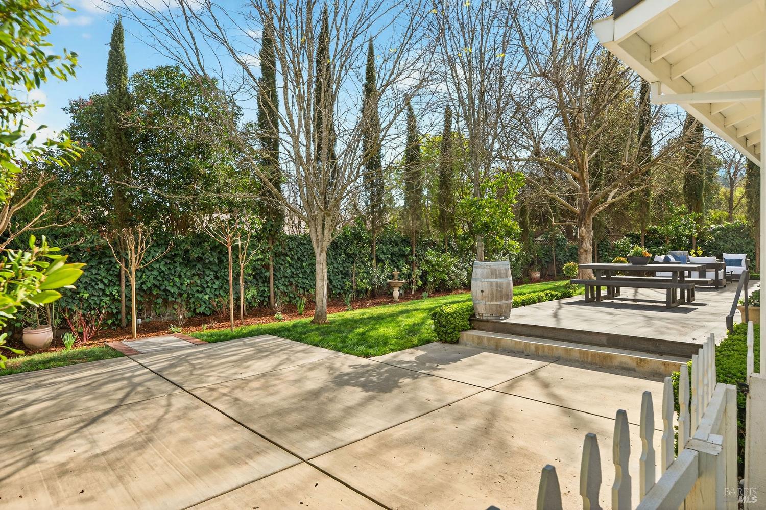 Detail Gallery Image 45 of 63 For 2543 Pinot Way, Saint Helena,  CA 94574 - 3 Beds | 2 Baths