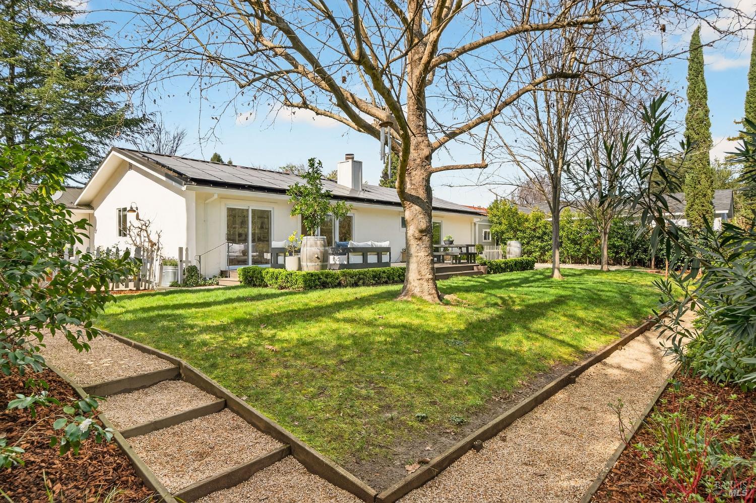 Detail Gallery Image 49 of 63 For 2543 Pinot Way, Saint Helena,  CA 94574 - 3 Beds | 2 Baths