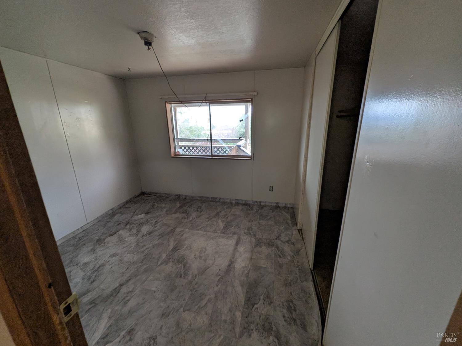 Detail Gallery Image 8 of 12 For 4367 Lakeview Ter, Lucerne,  CA 95458 - 2 Beds | 2 Baths