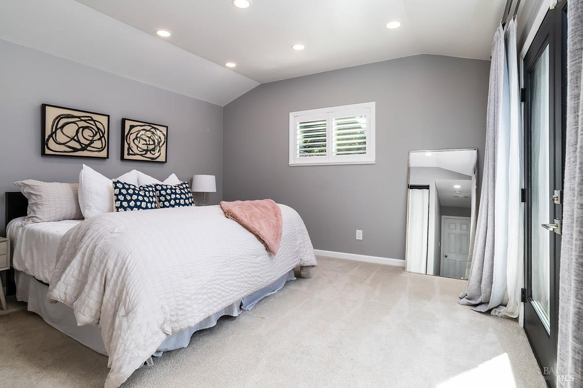 Detail Gallery Image 12 of 25 For 232 San Carlos Way, Novato,  CA 94945 - 4 Beds | 2 Baths