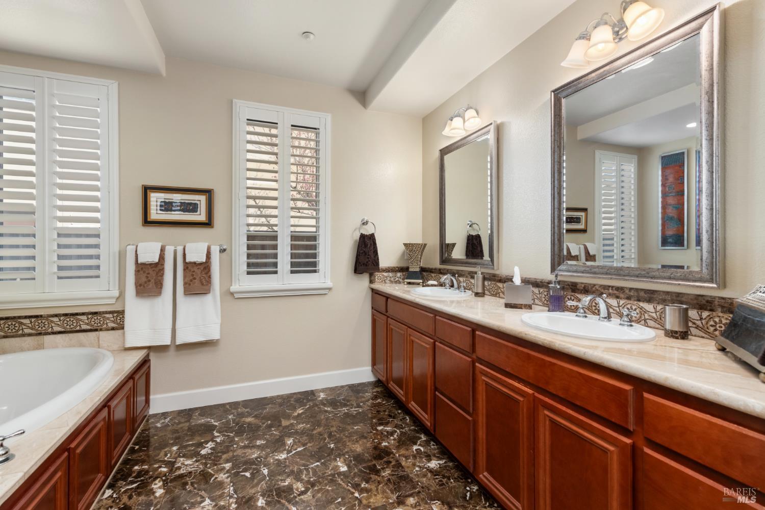 Detail Gallery Image 35 of 81 For 3183 Olympic Rd, Fairfield,  CA 94534 - 4 Beds | 3 Baths