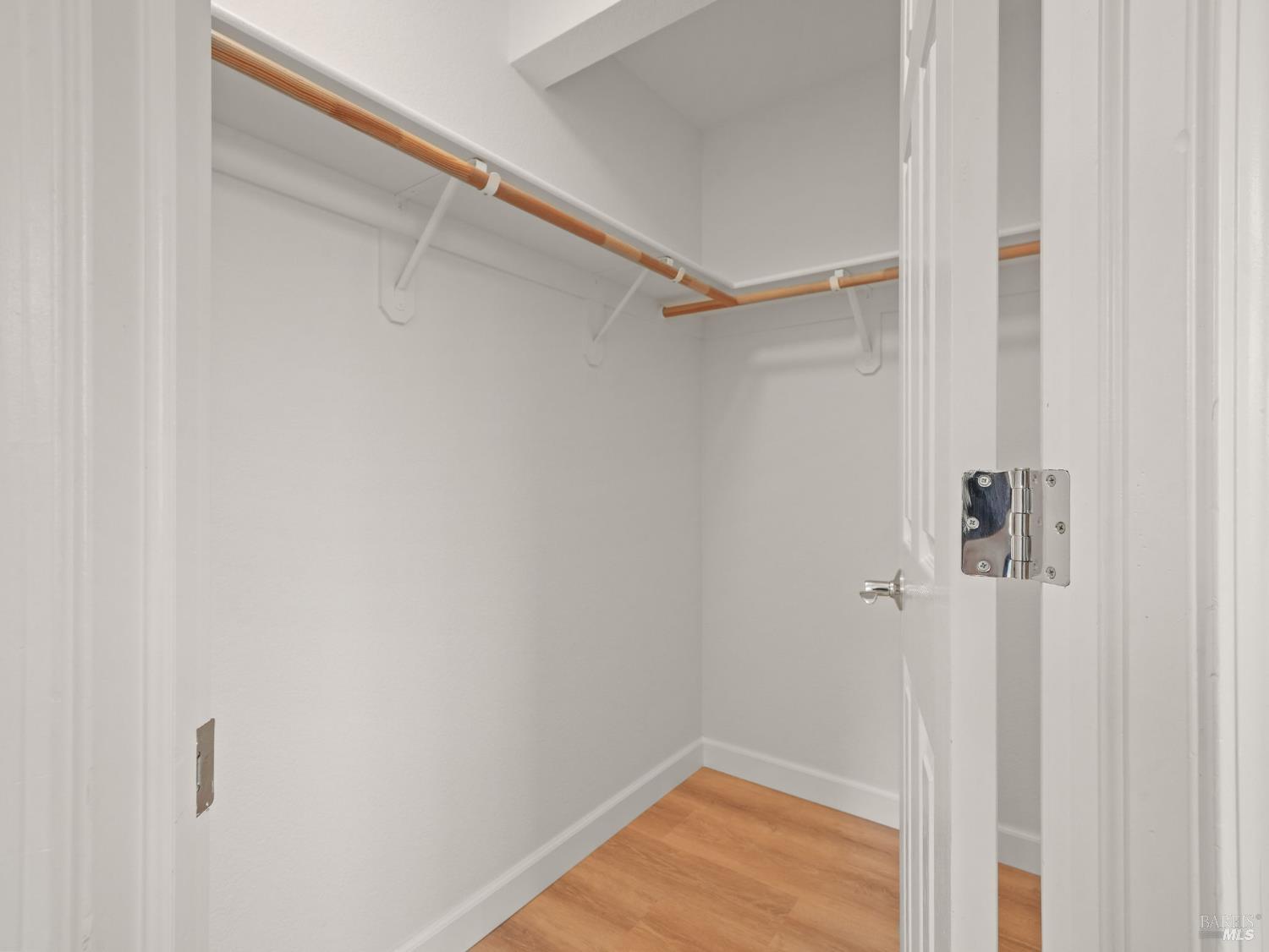 Detail Gallery Image 31 of 46 For 15 Cherry Hill Ln, Novato,  CA 94945 - 3 Beds | 2/1 Baths