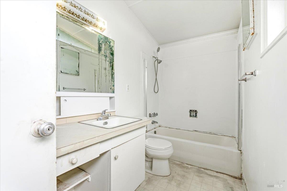 Detail Gallery Image 25 of 27 For 1121 Ferris Dr, Novato,  CA 94945 - 3 Beds | 2 Baths