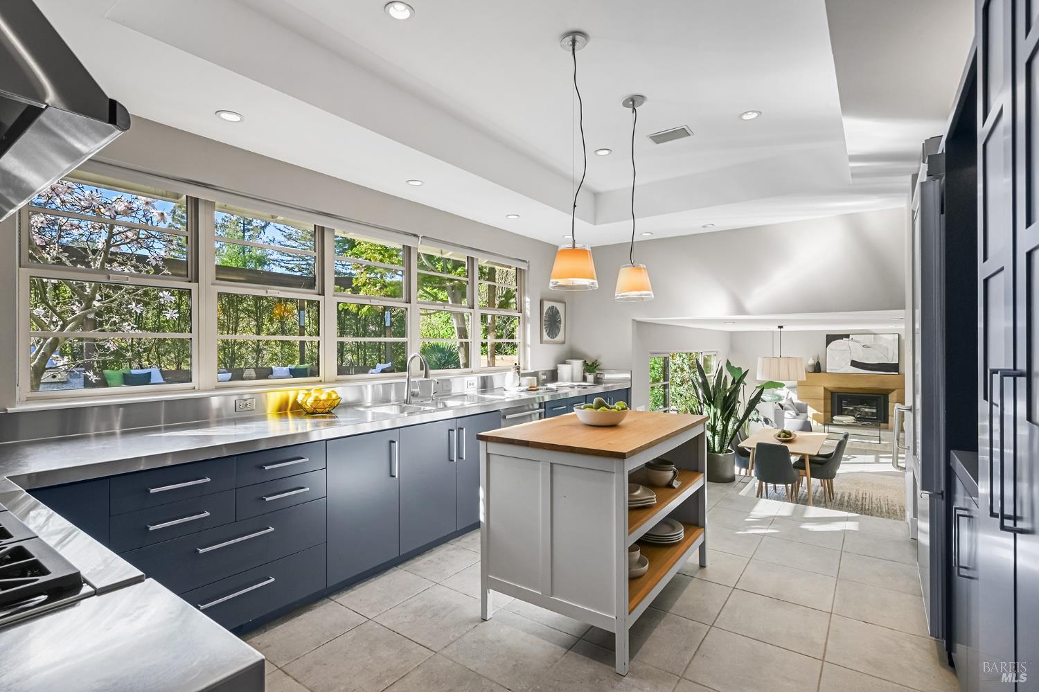 Detail Gallery Image 28 of 90 For 99 Fawn Dr, San Anselmo,  CA 94960 - 4 Beds | 4 Baths