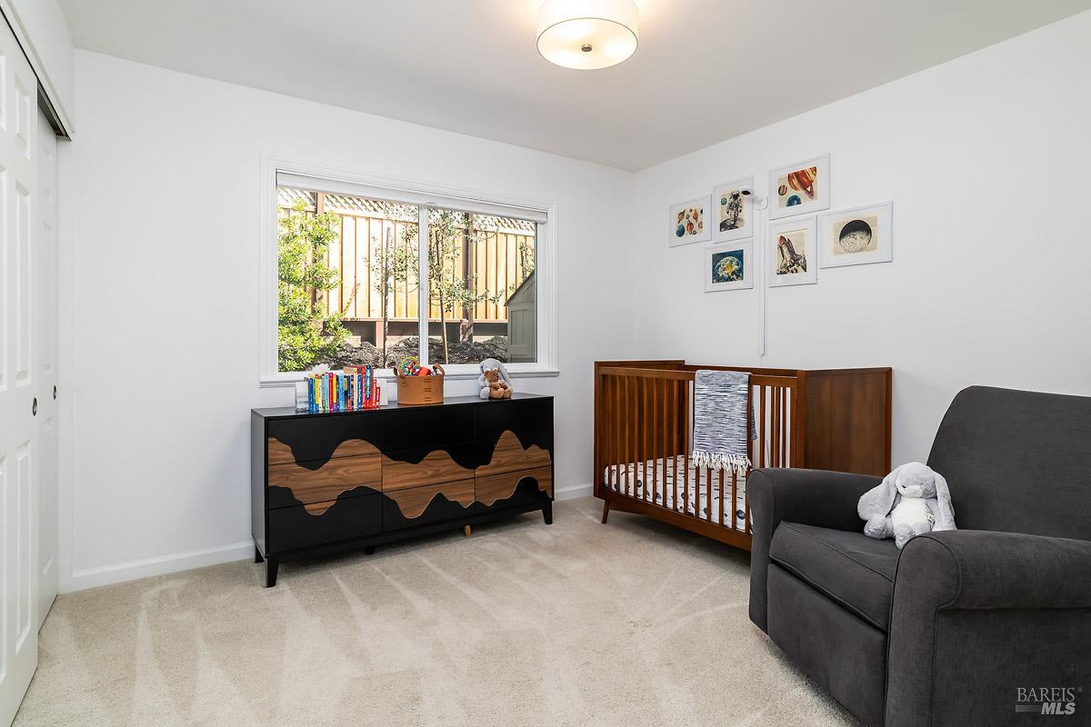 Detail Gallery Image 14 of 25 For 232 San Carlos Way, Novato,  CA 94945 - 4 Beds | 2 Baths